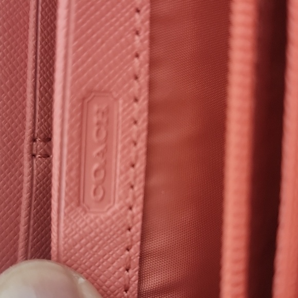 Wallet - Picture 4 of 11